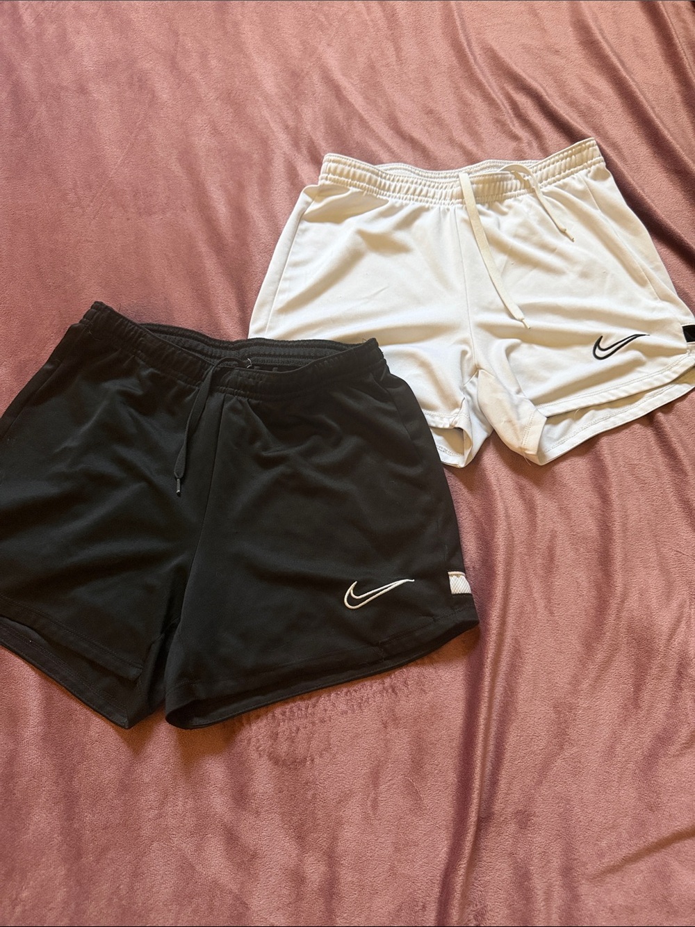 Nike Women's Athletic Shorts - Black & White Twin Pack